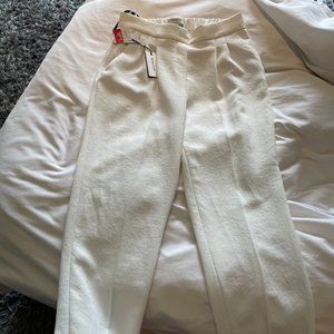 Aritzia Babaton White Cohen Pant. Size 2.